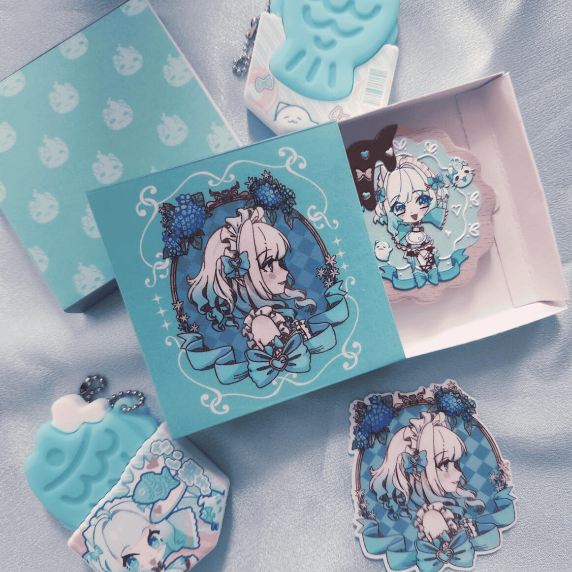 Embossed Wooden Charm with Handmade Paper Box + PVC Taiyaki